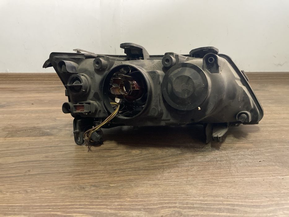 Ляв фар за Saab 9-3 / Сааб 9-3 2005г