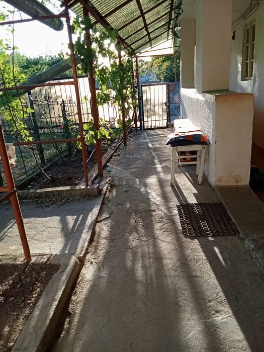 Casa de vanzare 1500mp teren-65.000€ Usor negociabil CERGHID-MURES