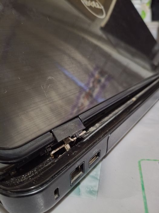 Ноутбук на запчасти