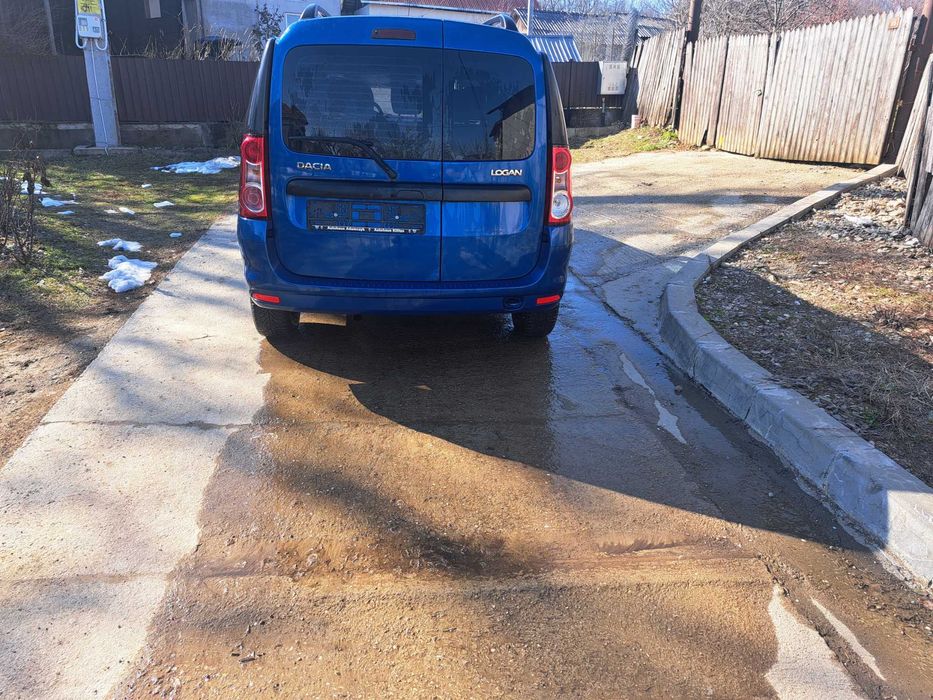 Vând Dacia Logan cu motor Renault 1.6 16V