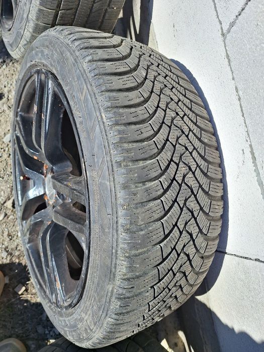 Vand  jante 17 inch 215/ 45 r17 cu all season (schimb cu 16 inch)