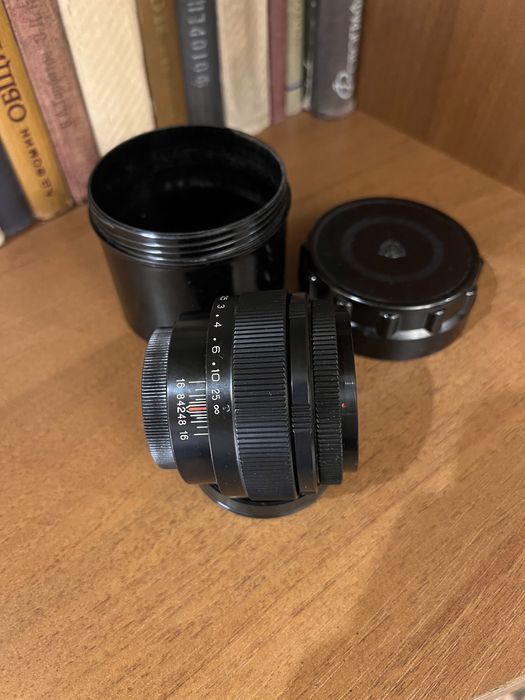 Объктив Юпитер 9