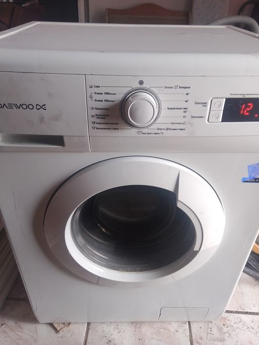 Продам стиральную машину