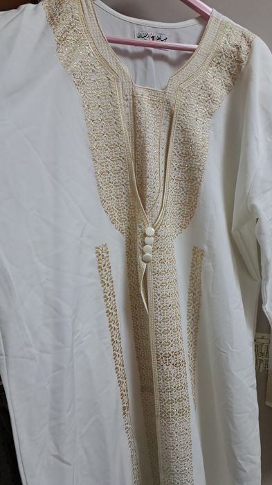 Платье новые привезли из Мекке