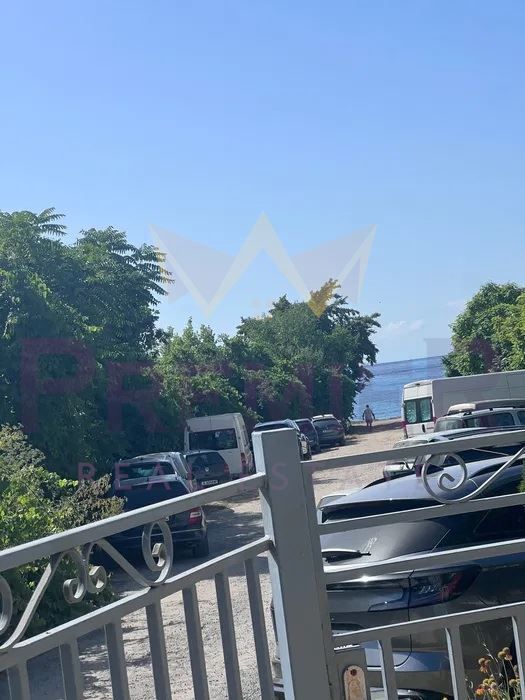 Ателие, Таван в с.Равда