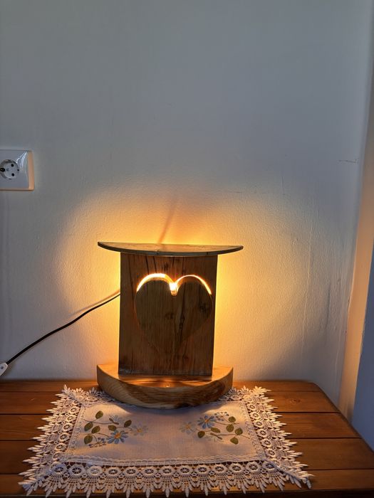 Lampa dormitor sau living