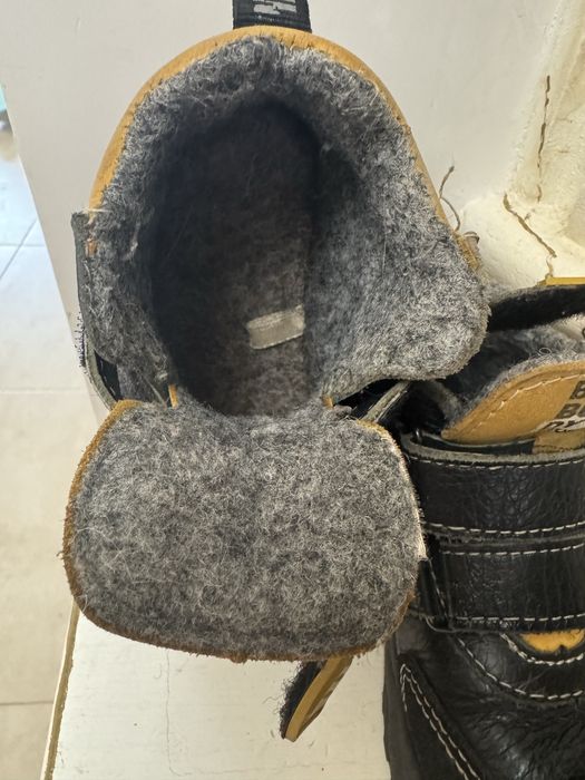 Ботинки для мальчика на весну