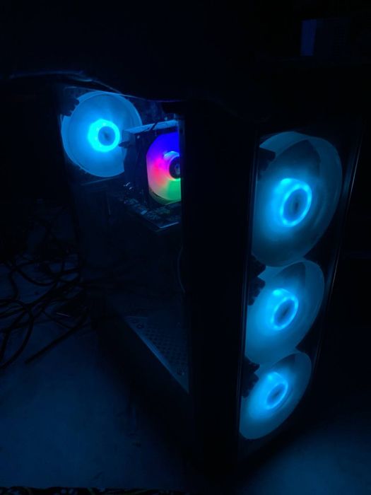 Komplekt 1080ti I5 10400f 16gb 3200