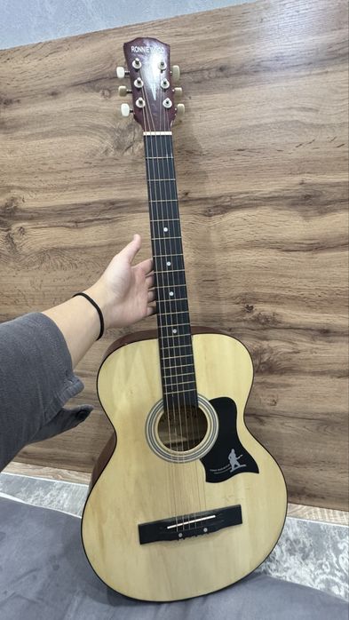 гитара хороший состояние