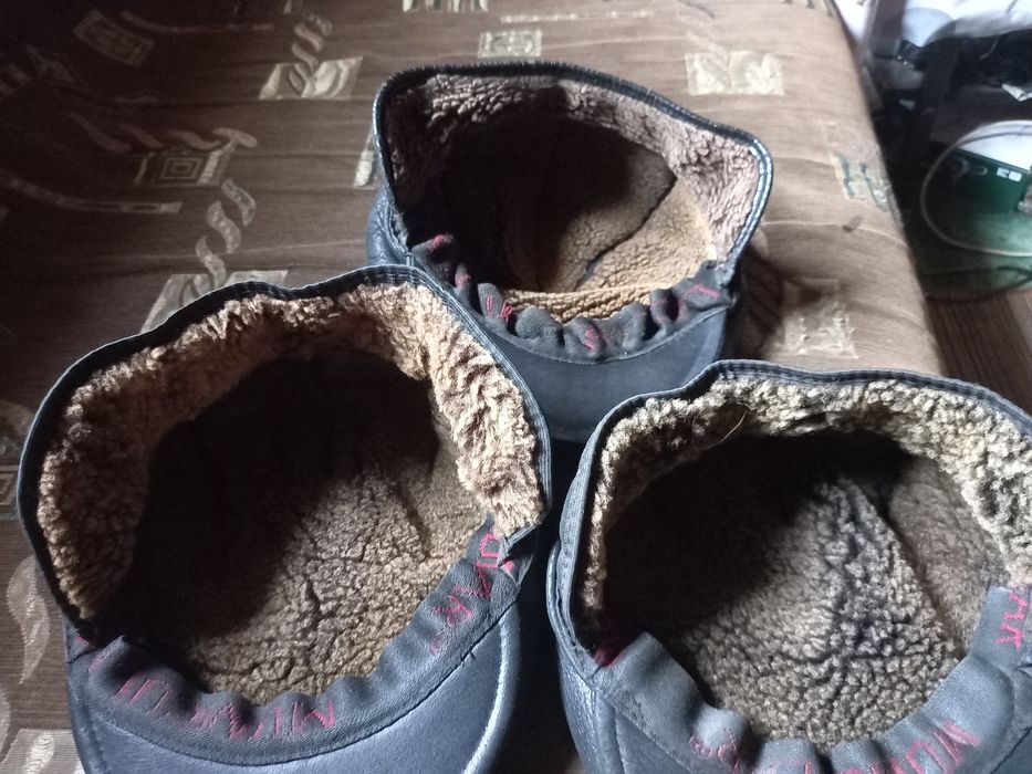 Продам кепки с мехом