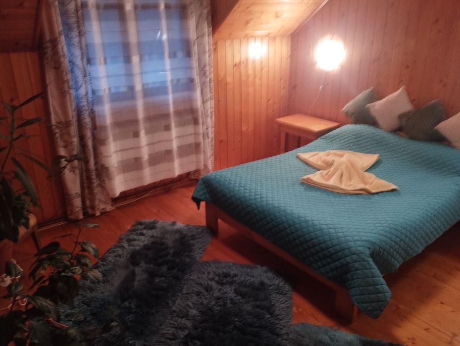 De vânzare , proprietate, în zonă montană