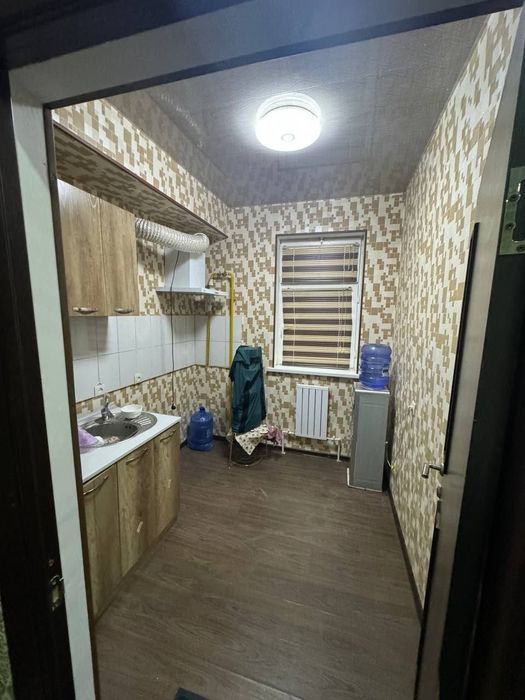 kavrtira sotiladi 2 xona tayyor tamirli