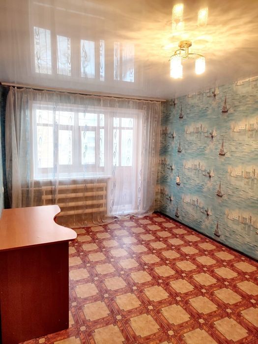 Продается двухкомнатная квартира.  Сокол.