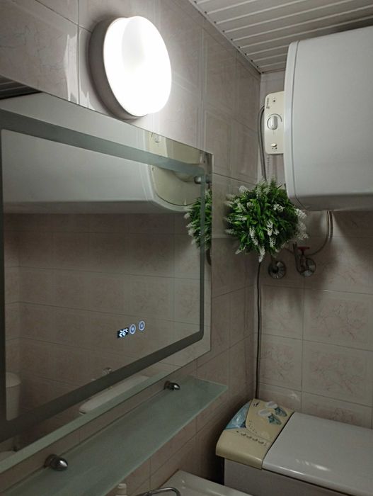 Дава се под наем Тристаен апартамент в Варна, Бриз - 140 кв.м за 892.5 € - Снимка #5