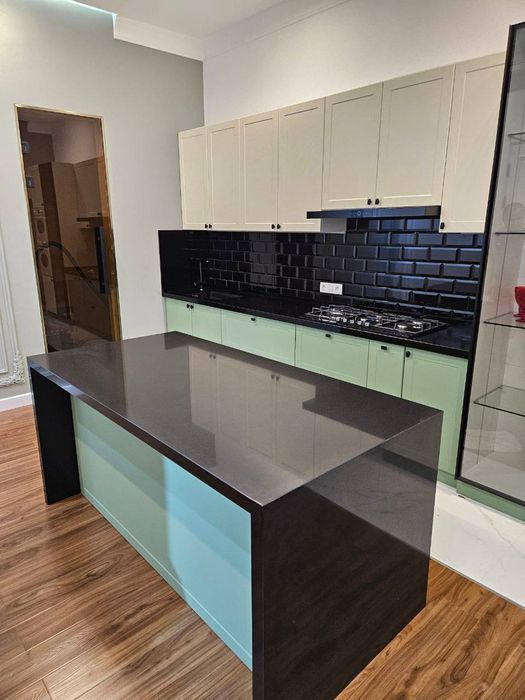 Кухонные столешницы. Фартуки. Острова. Подоконики из камня на заказ.