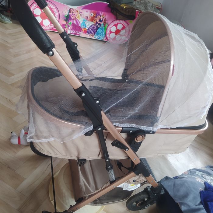 Срочно продам коляску