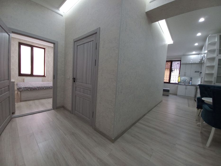 Сдаётся в аренду 3-ком. нов-ка Юнусабад ул. А.Темур метро Шахристан