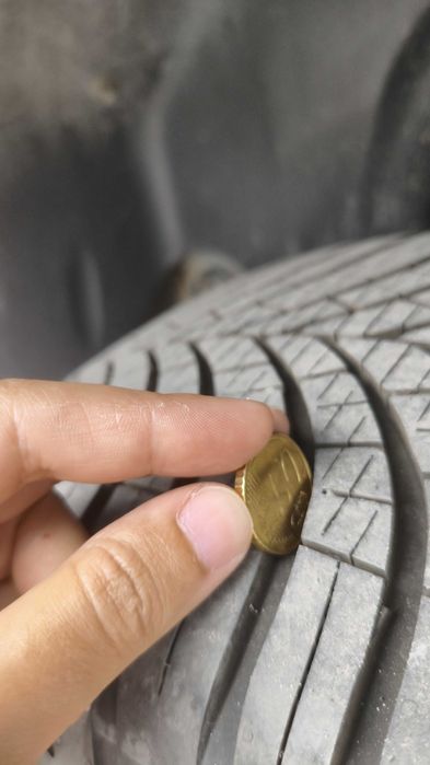 Гуми Goodyear Vector 4Seasons GEN-3 SUV ROF XL M+S 255/55 R18 109W DOT2022 Като нови