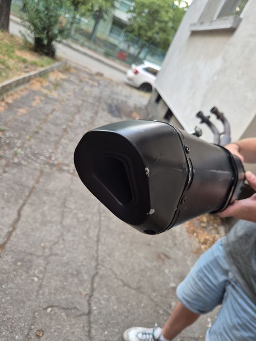 Спортно гърне и генерация AK550 Kymco