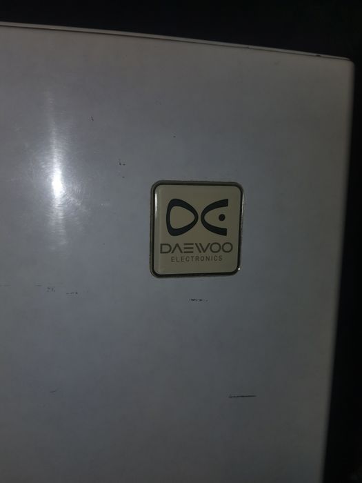 Продам большой холодильник