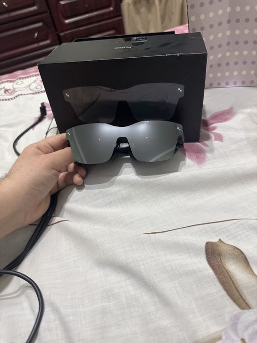 VR ochki Rayneo Air2