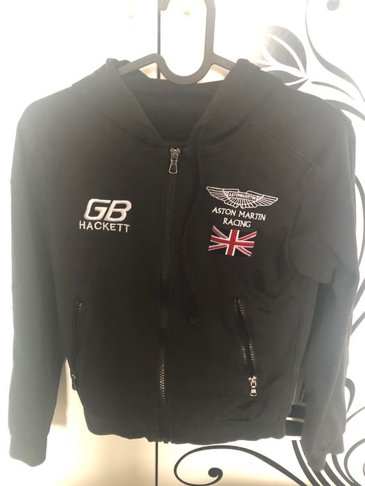 Продаются кофты,свитера.