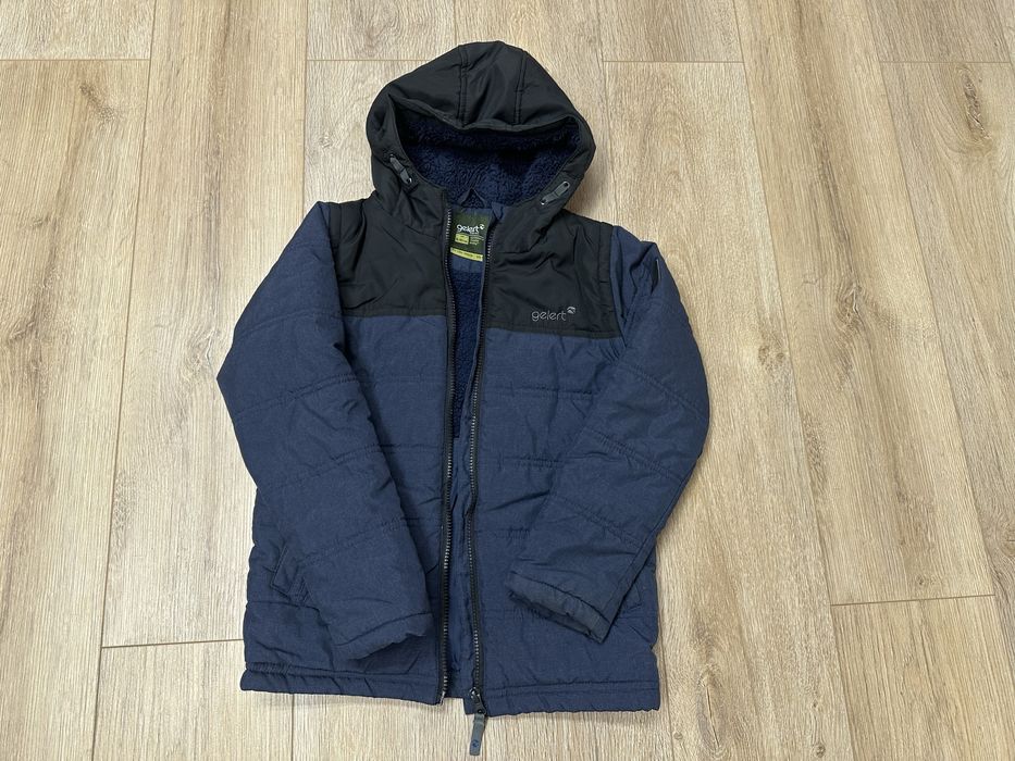 Продавам детско зимно яке Gelert рр 134- 140 см.