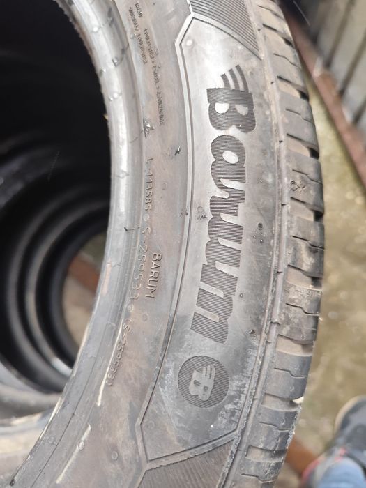 Anvelope 215 55 r17 vara Barum