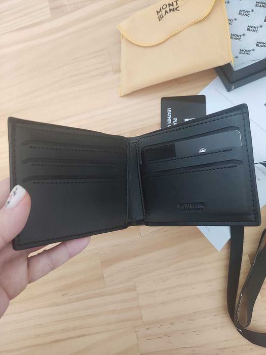 In stoc Portofel pentru bărbați piele Mont Blanc 28-09