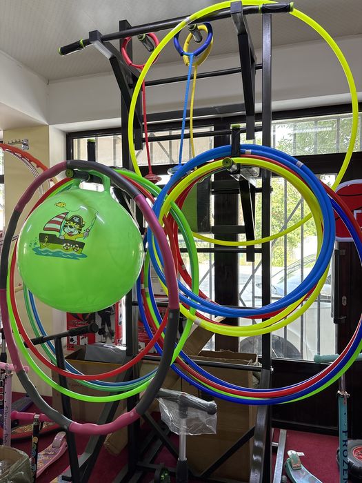 Обручи, гимнастика