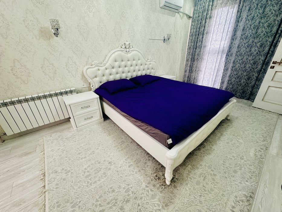 Спальная кровать