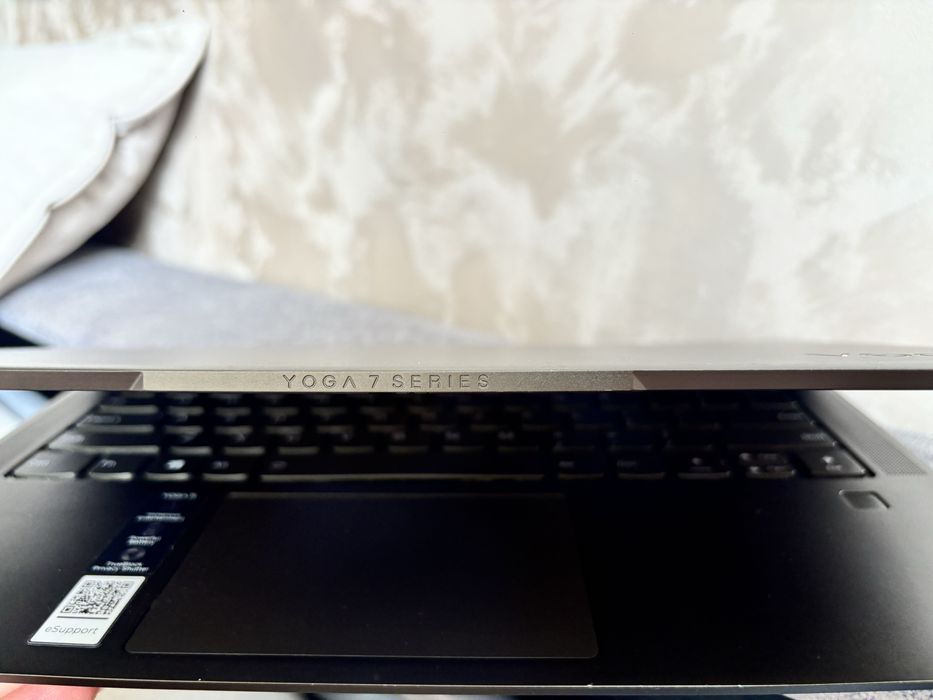 Лаптоп Lenovo Yoga 7 serries 2in1