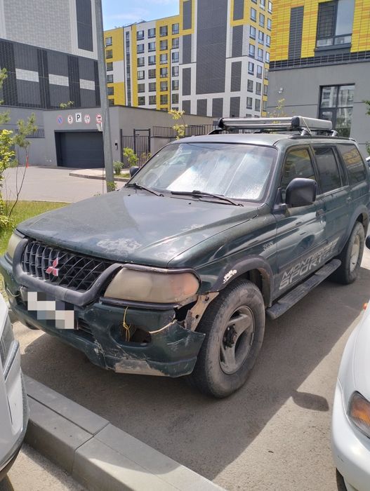 Mitsubishi Montero Sport