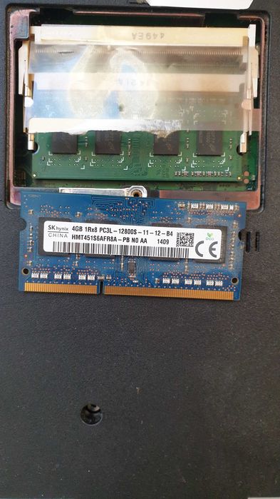 Fujitsu Lifebook E753 на части