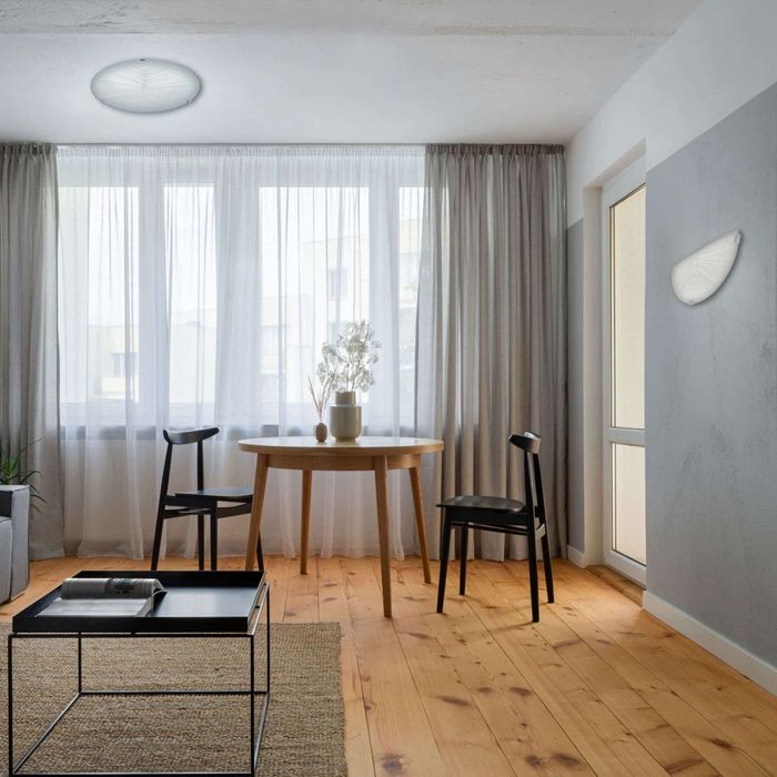 Aplica plafoniera 1 x 60W, ideala pentru incaperile din casa ta.