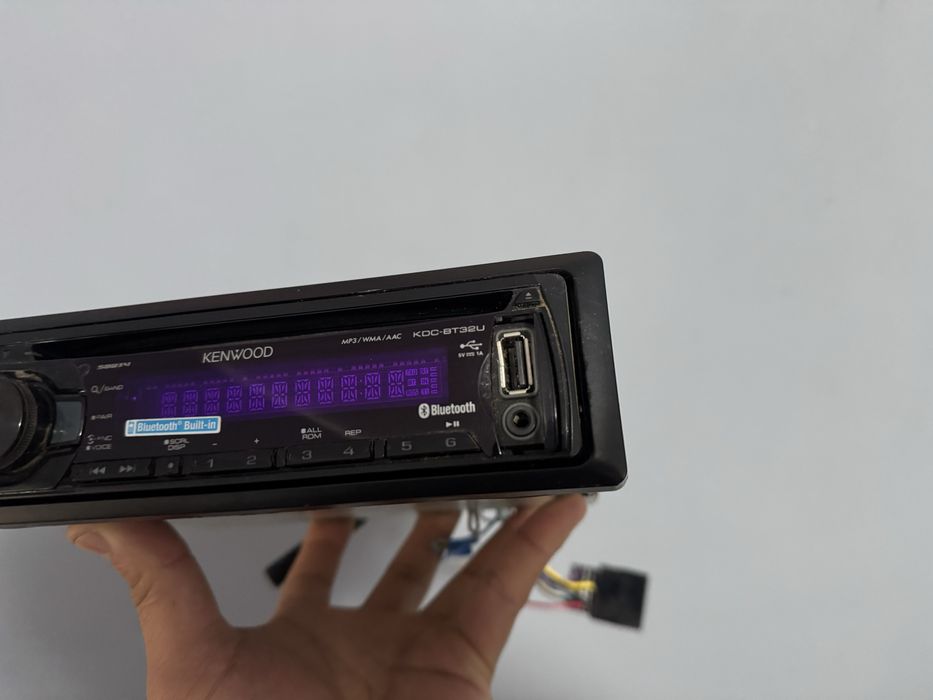 Радио/CD Kenwood 220w/BT/Aux/Usb/CD.