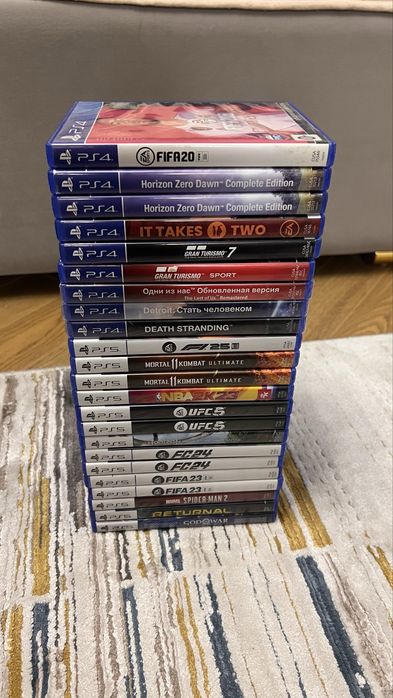 Игровые диски PS4 и PS5