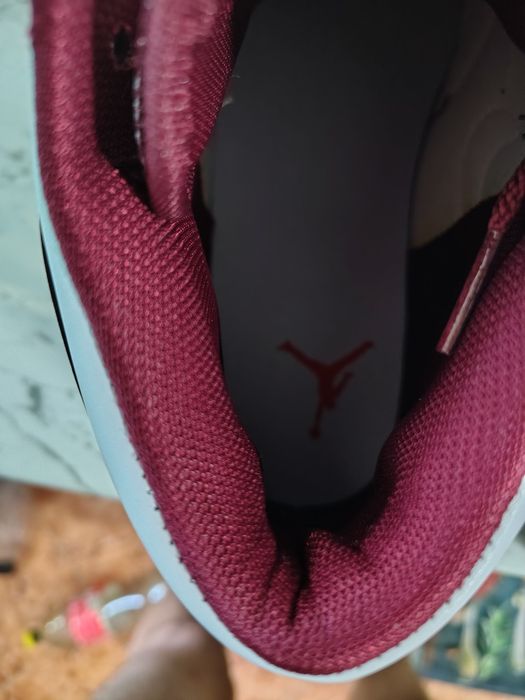 Vând ghete Nike jordan