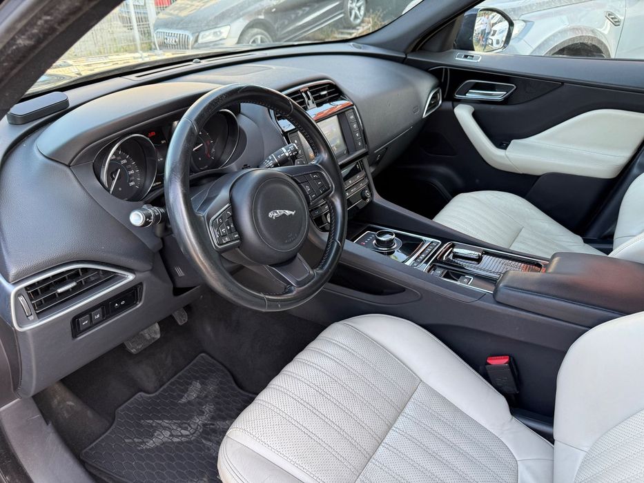 Jaguar F-Pace Automat 4x4