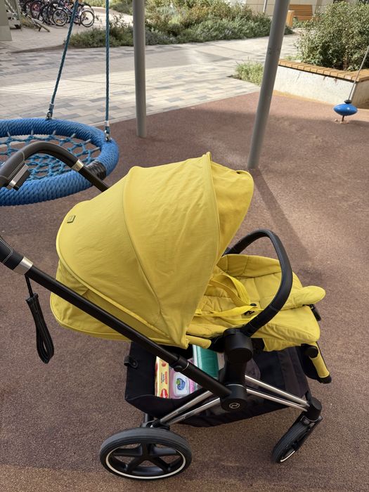 Шикарная cybex priam в редком горчичном цвете