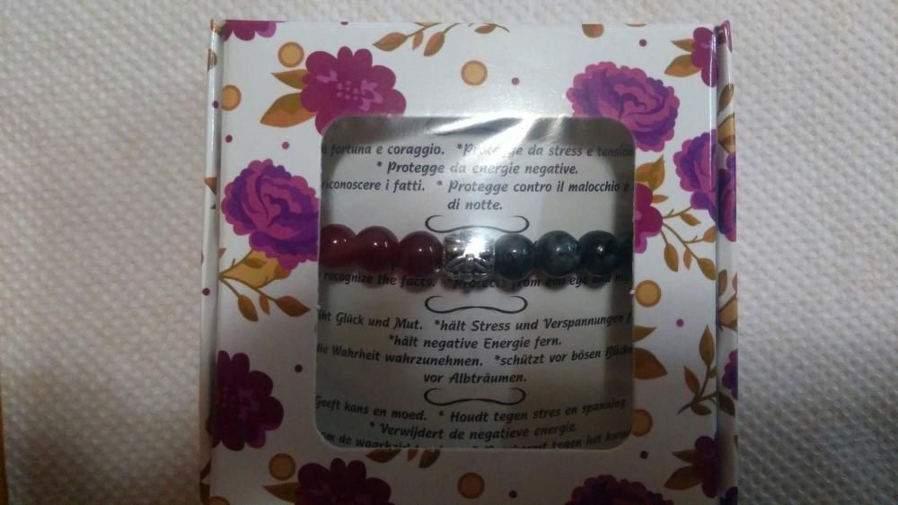 гривни от полускъпоценни камъни-лукс 150бр