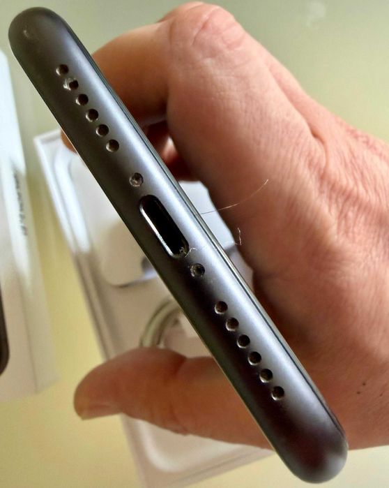 Iphone 11 bine intretinut