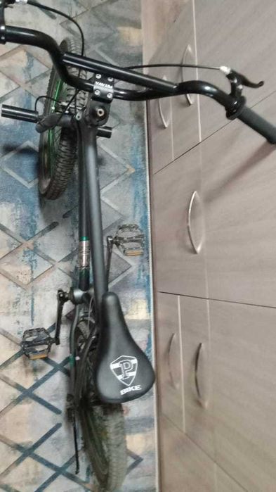 Велосипед BMX почти новый