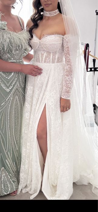 Rochie mireasa  superba