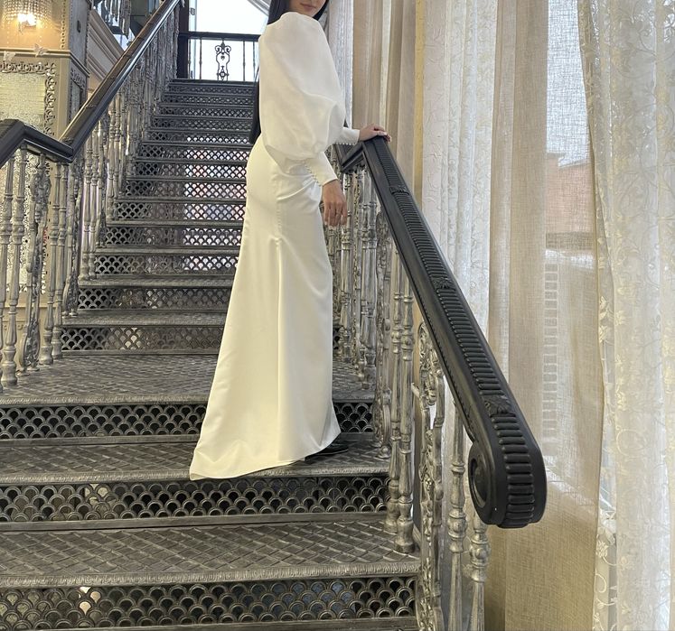 Продам дизайнерское платья