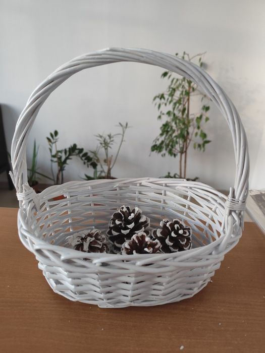 Корзина подарочная плетеная