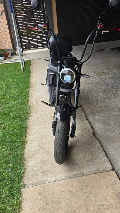 Scooter Electric ptr doua locuri 3000W, 60V 60Ah, 80 km/h