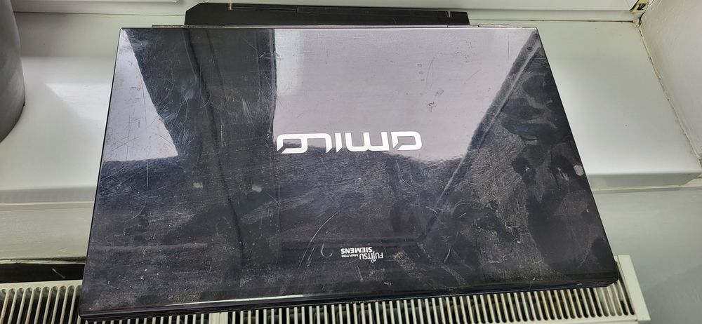 Fujitsu Amilo LI3910 18.4 inch