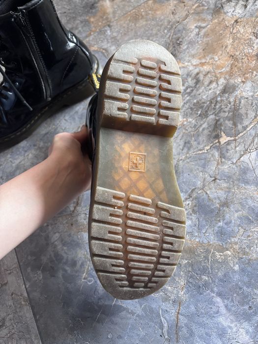 Dr.Martens лачени черни кубинки