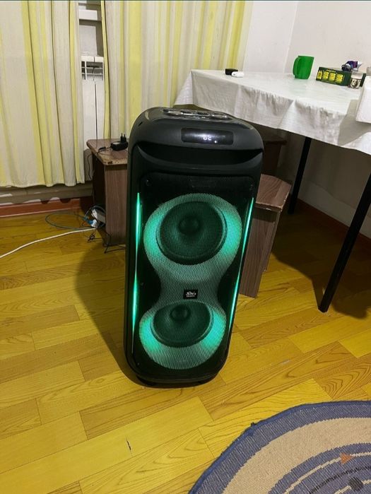 Продам колонку 100ват мощный